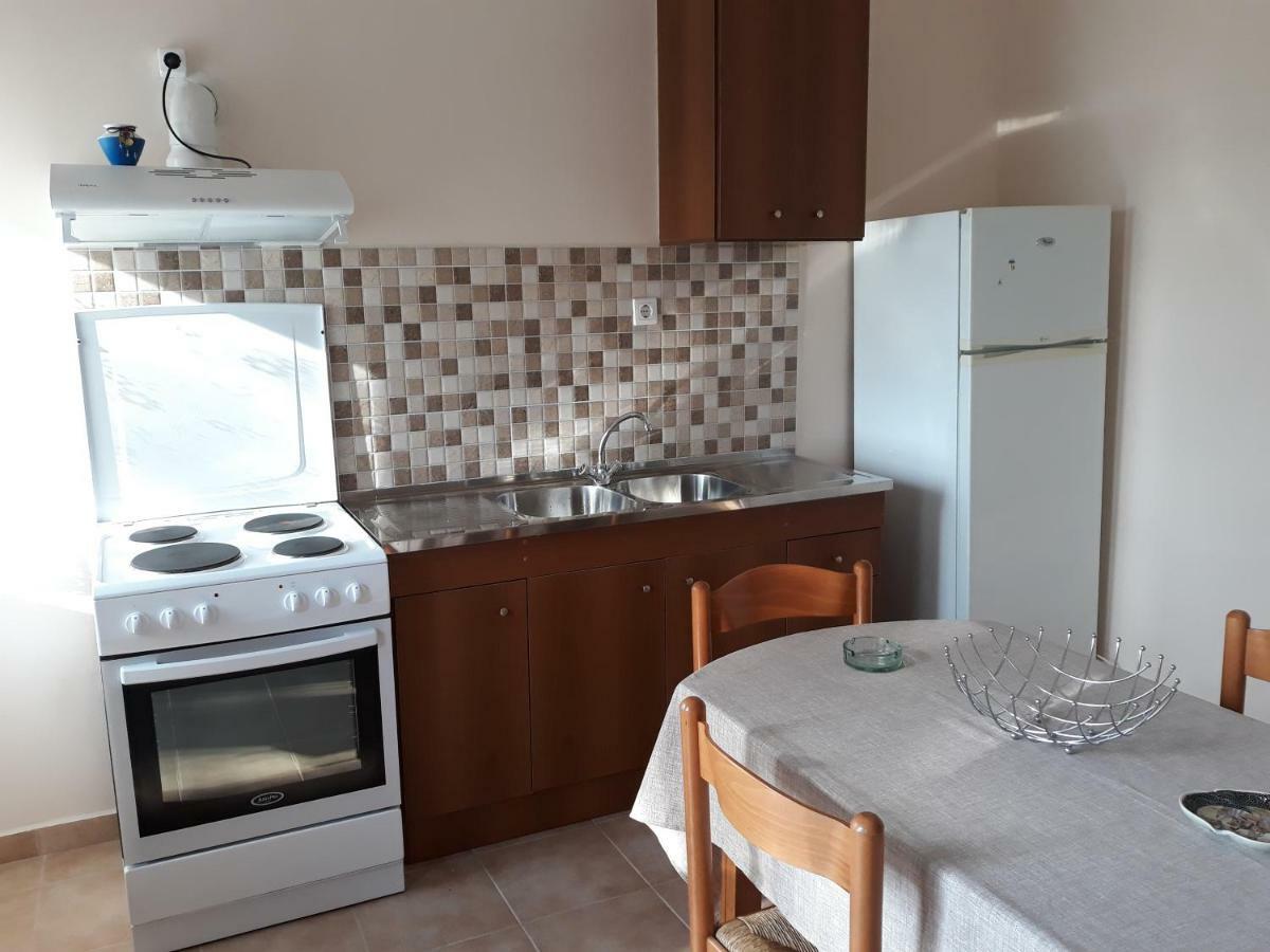 Maria Guesthouse Kini エクステリア 写真